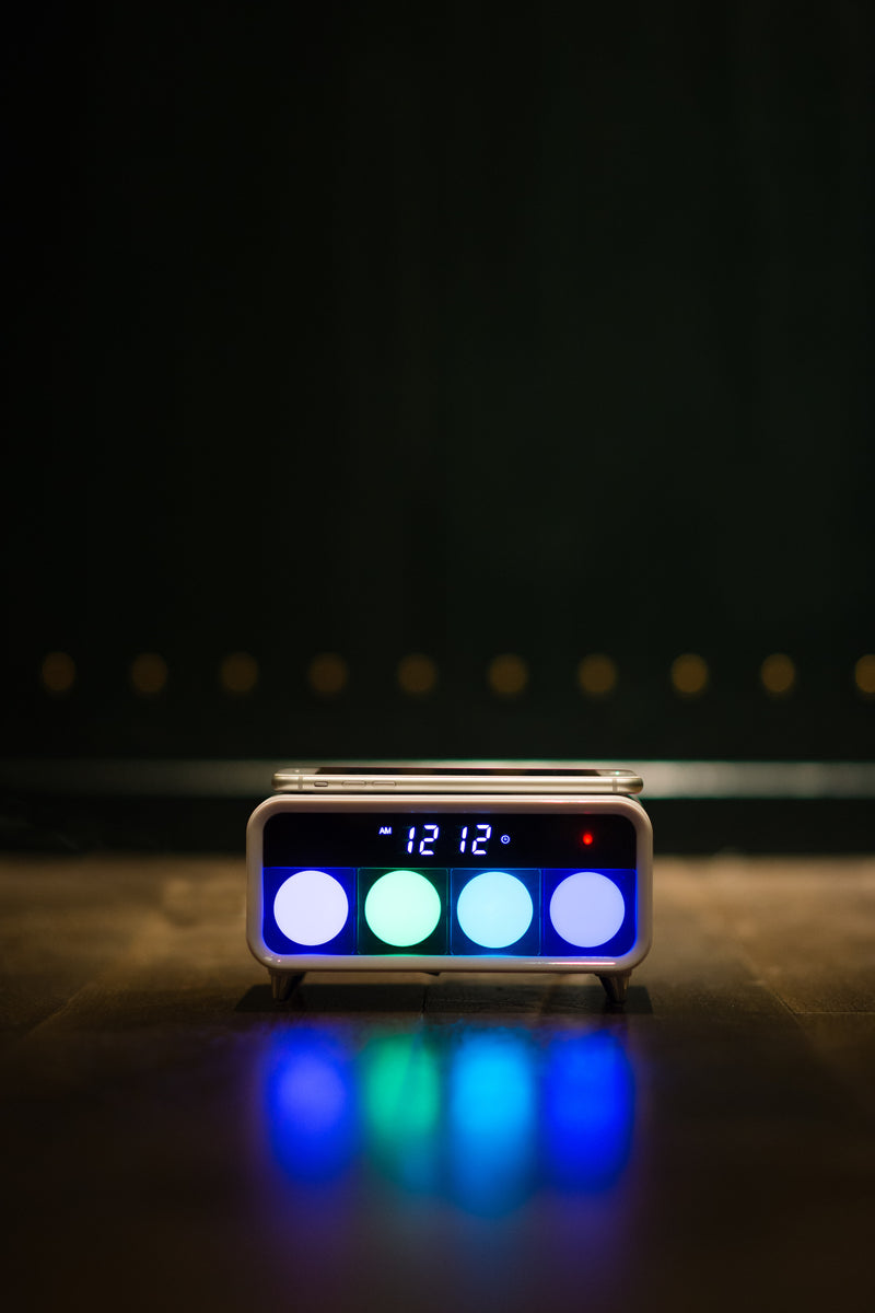 Wireless Charging Alarm Clock HarmonicZ Limited